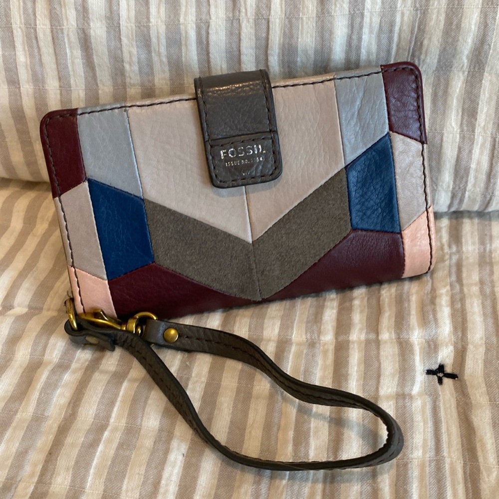 FOSSIL wristlet/wallet leather multi